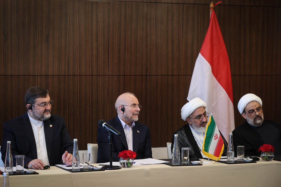 دیدار قالیباف با جمعی از علما و فرهیختگان اندونزیایی در جاکارتا