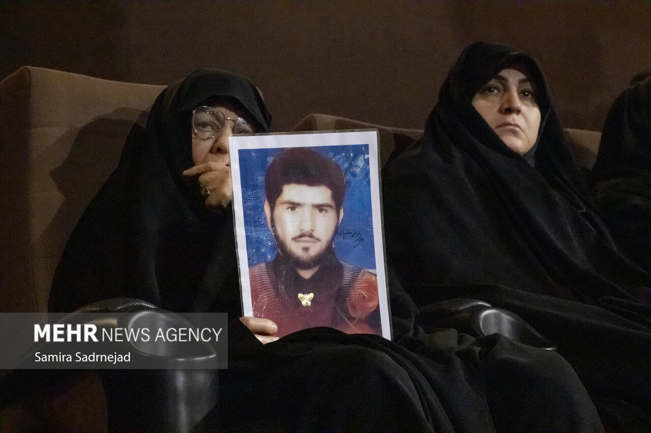 مراسم ملی تکریم مادران و همسران شهدا