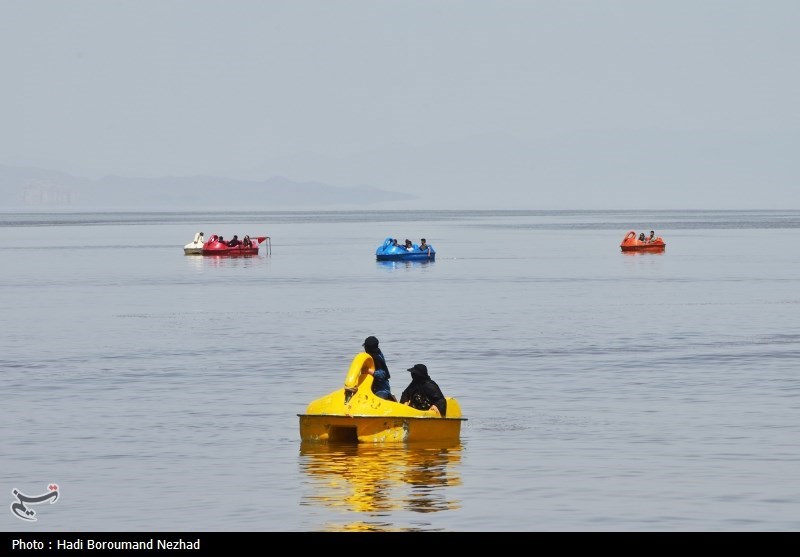 روزهای بهاری دریاچه ارومیه