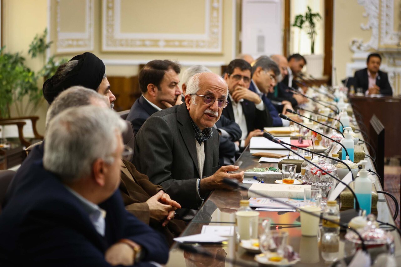 دیدار وزیر علوم و روسای دانشگاه های سراسر کشور با قالیباف