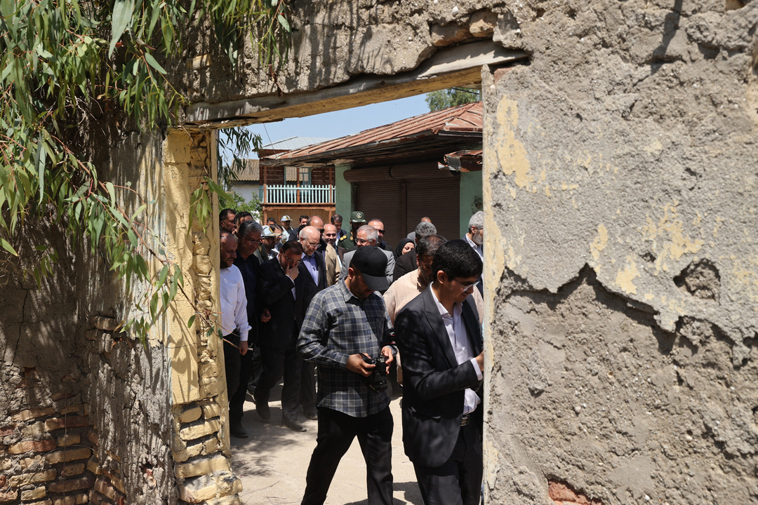  بازدید قالیباف از جزیره آشوراده