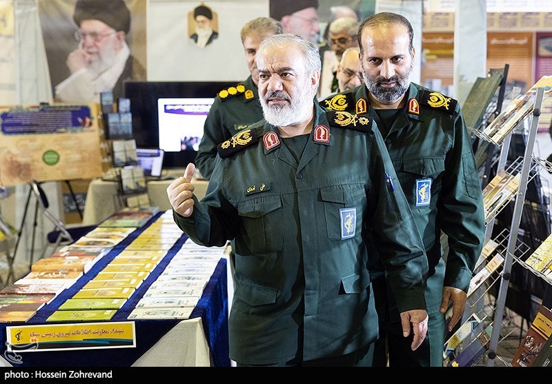 نمایشگاه هفته پژوهش سپاه پاسداران در ستاد سپاه