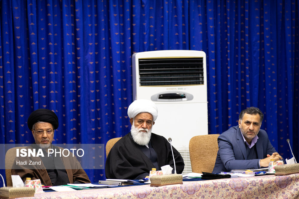 جلسه شورای عالی انقلاب فرهنگی