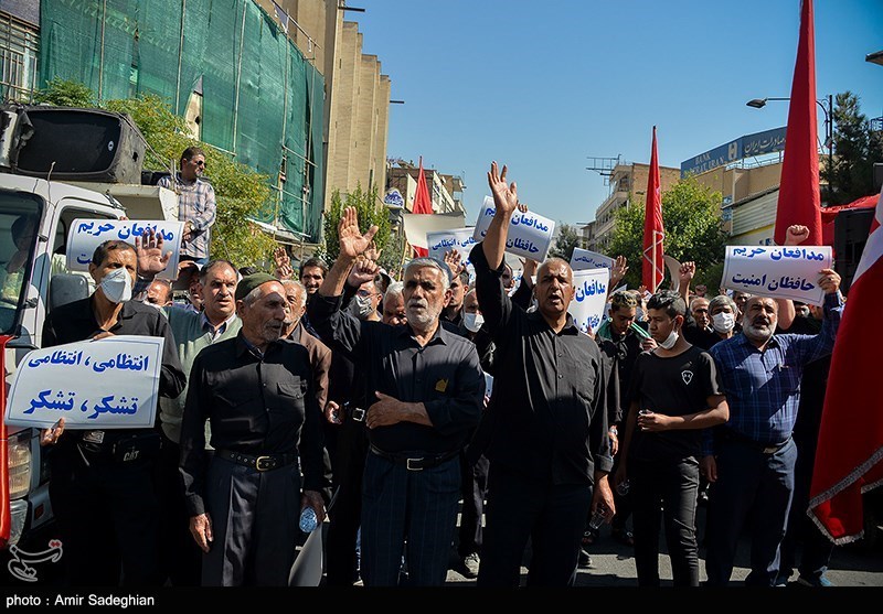 تجمع مردم شیراز در محکومیت اغتشاشات اخیر