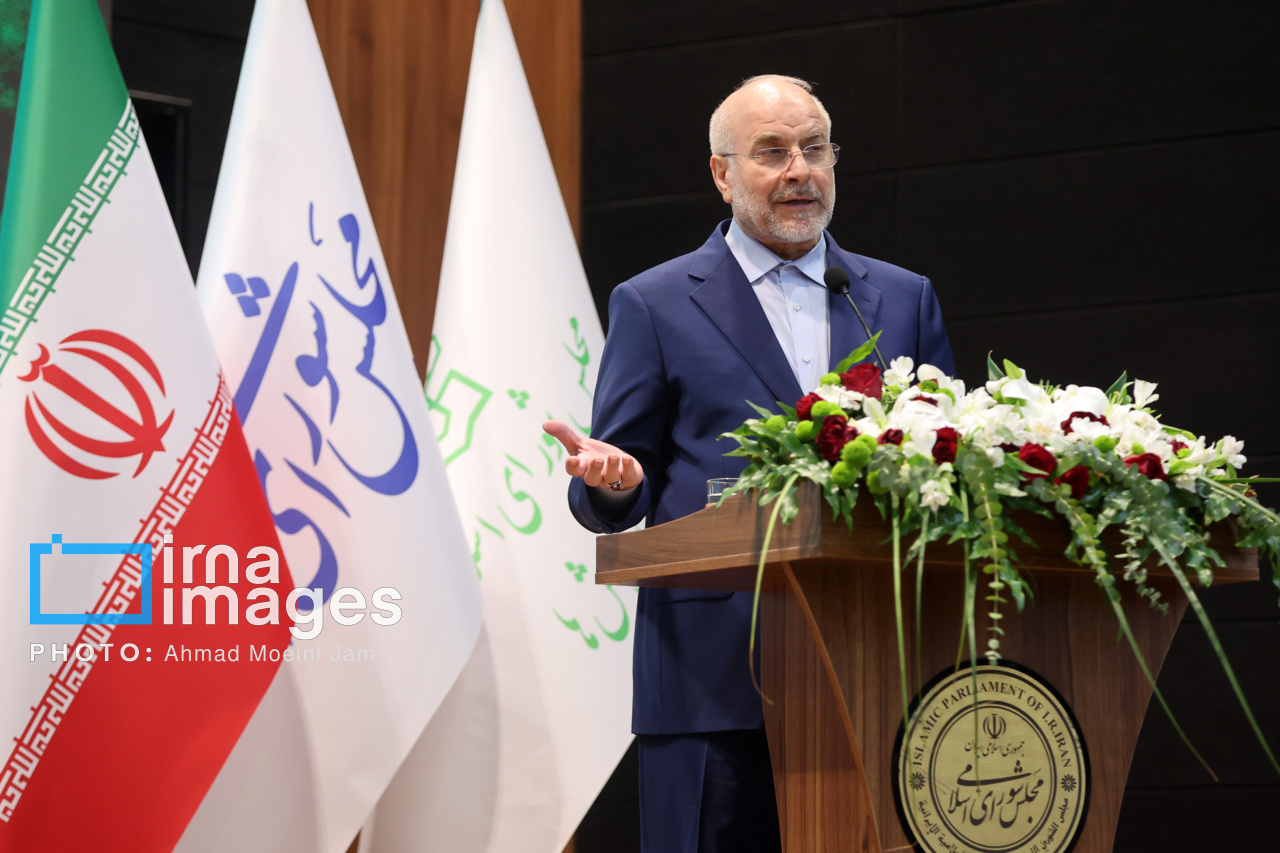 تجلیل قالیباف از پژوهشگران برتر 