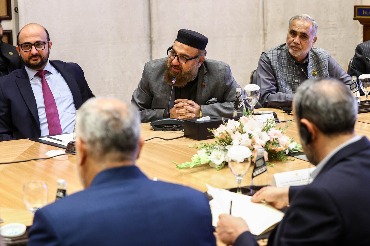 نشست اعضای فدراسیون اتاق‌های بازرگانی پاکستان با  قالیباف 