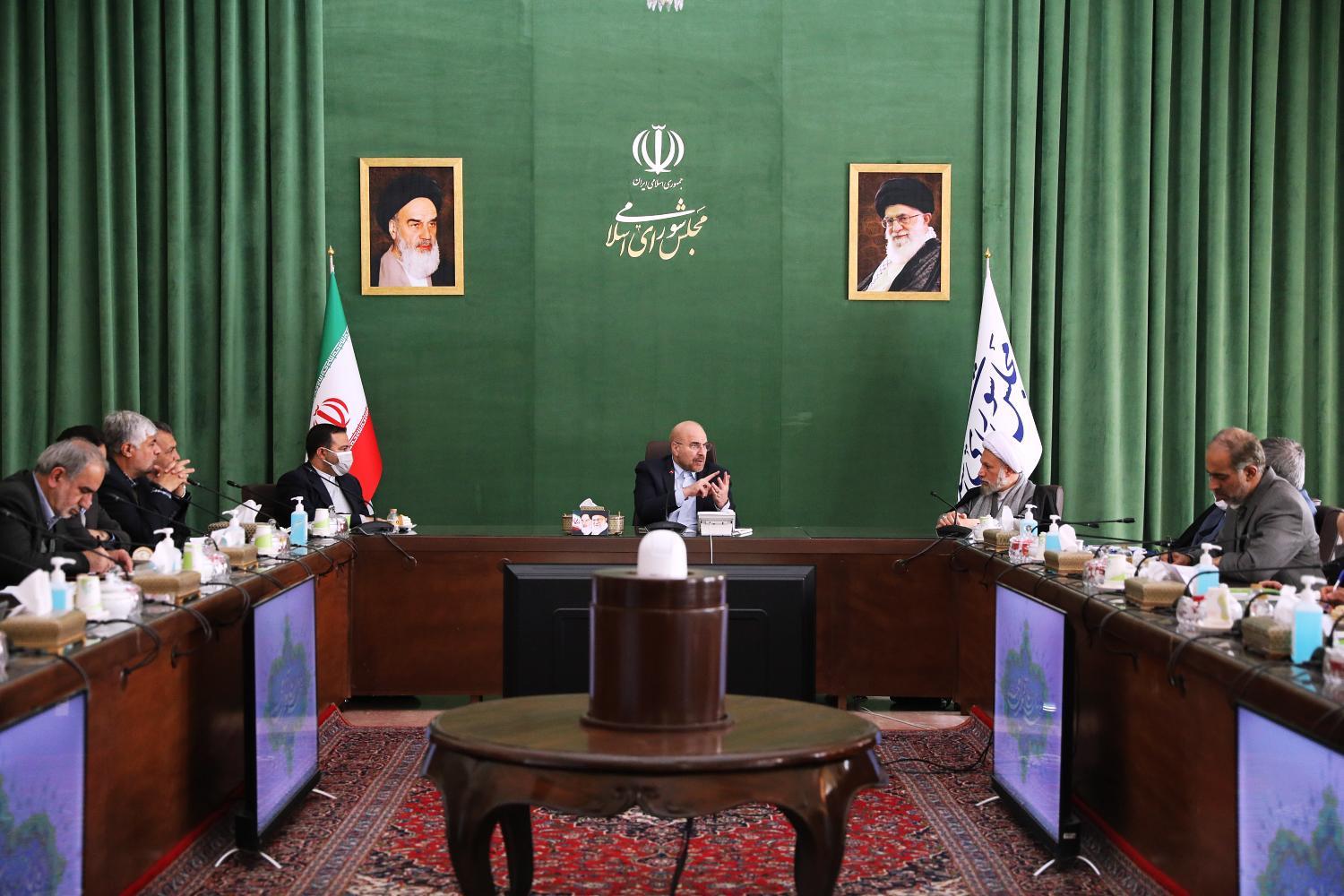 نشست مجمع نمایندگان استان فارس با قالیباف