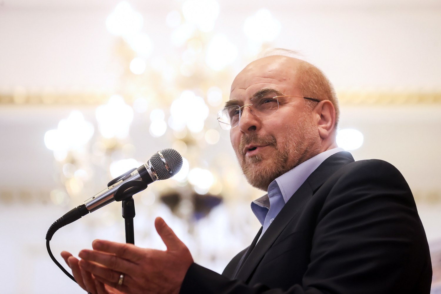 حضور قالیباف، رئیس مجلس، در جمع پیشکسوتان و فعالان حوزۀ ورزش