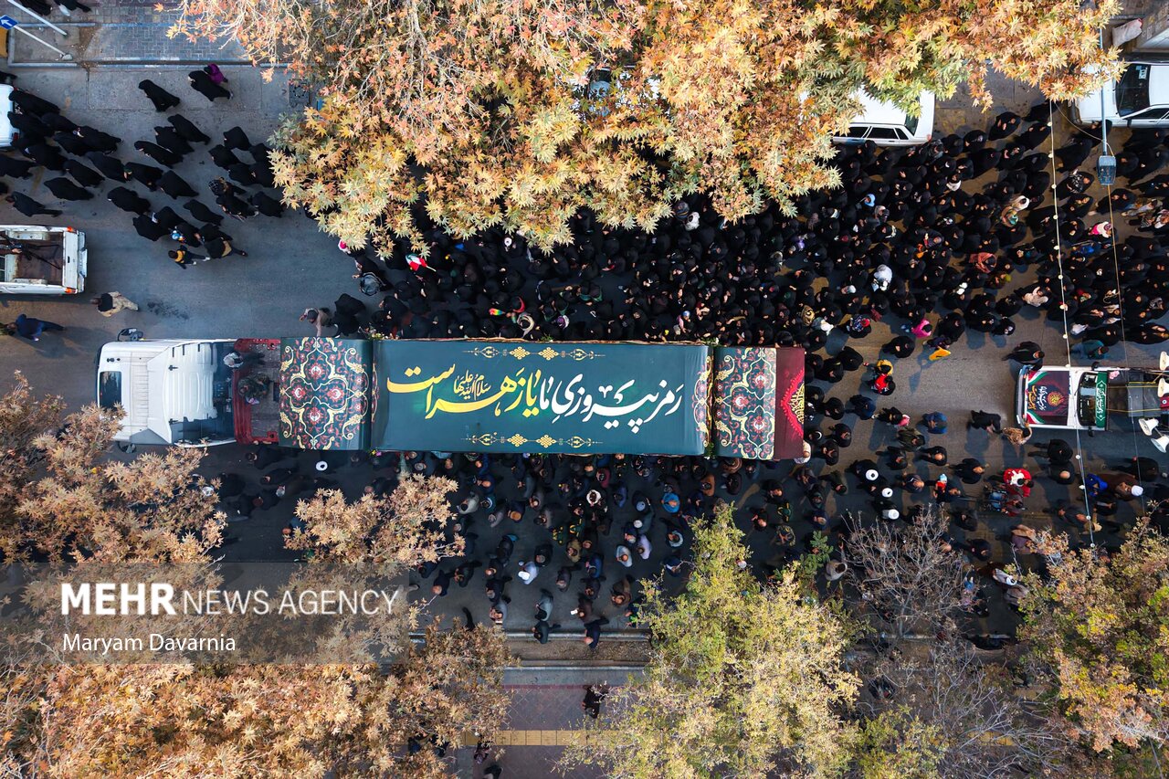 تشییع پیکر ۳۰۰ شهید گمنام دفاع مقدس در کشور