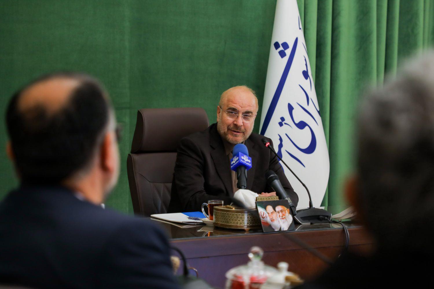 دیدار فرماندهان نیروی دریایی ارتش با قالیباف