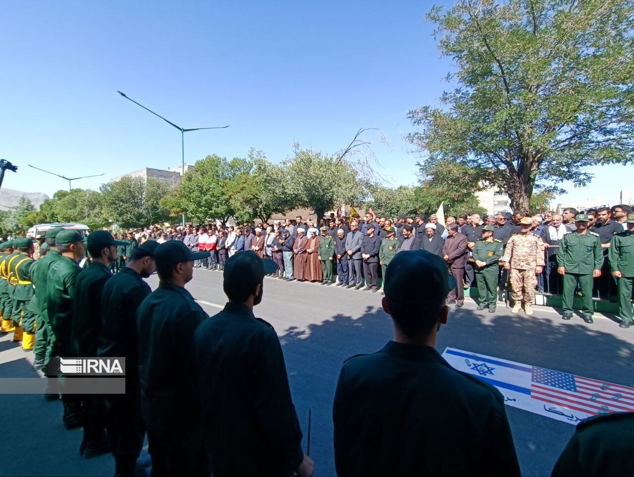 تشییع پیکر مطهر محمد سعید ایزدی