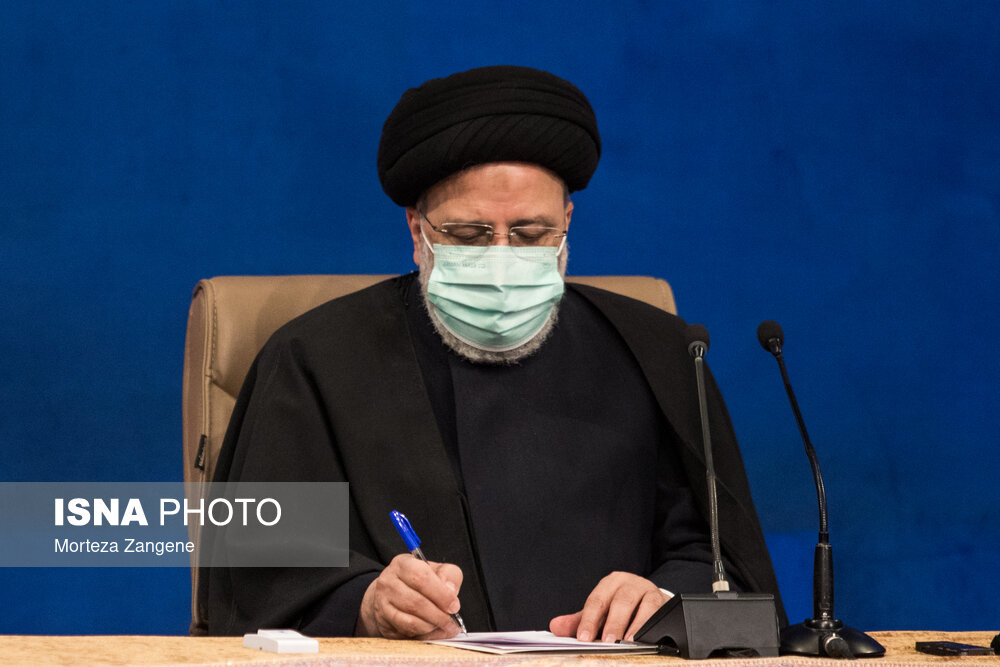 جلسه شورای عالی انقلاب فرهنگی