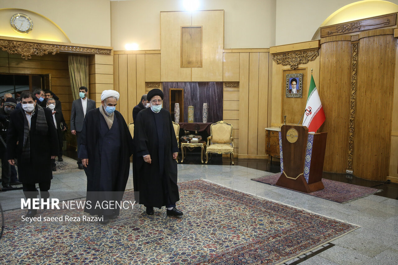 مراسم استقبال از رئیس‌جمهور 