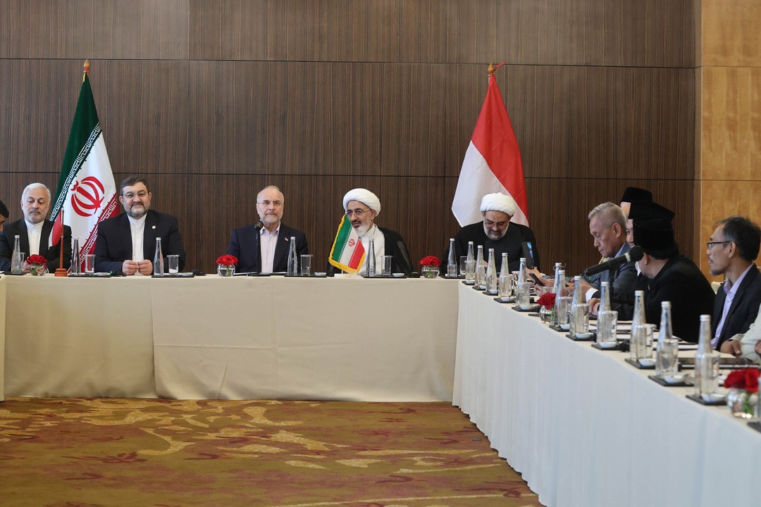 دیدار قالیباف با جمعی از علما و فرهیختگان اندونزیایی در جاکارتا