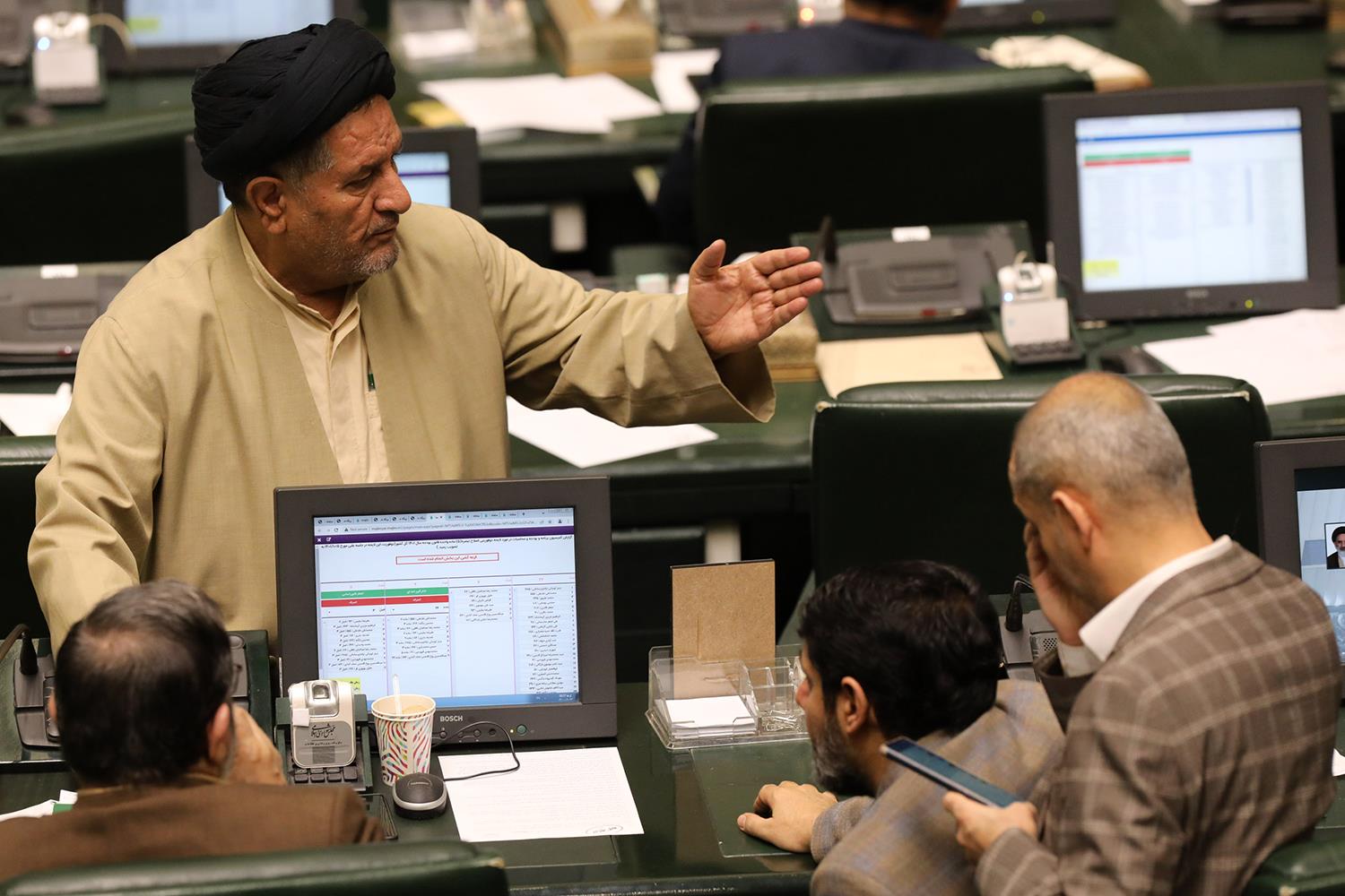 صحن علنی مجلس شورای اسلامی ۱۴ دی ماه