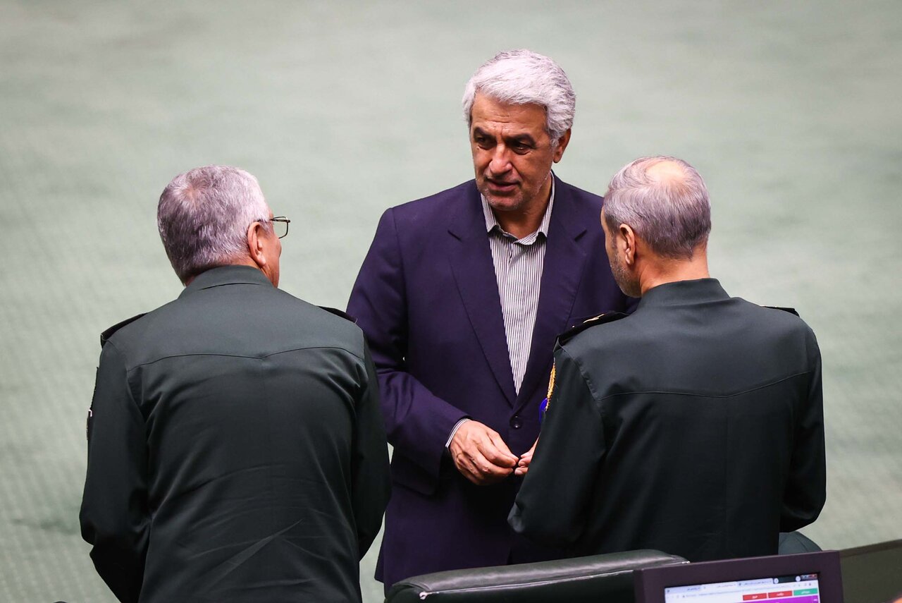 صحن علنی یکشنبه ۴ شهریورماه مجلس