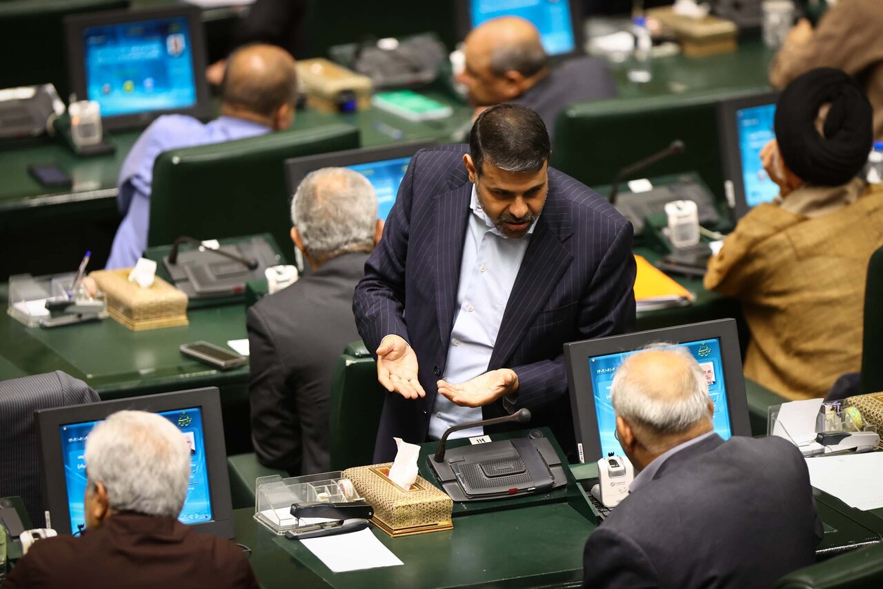 صحن علنی یکشنبه ۴ شهریورماه مجلس