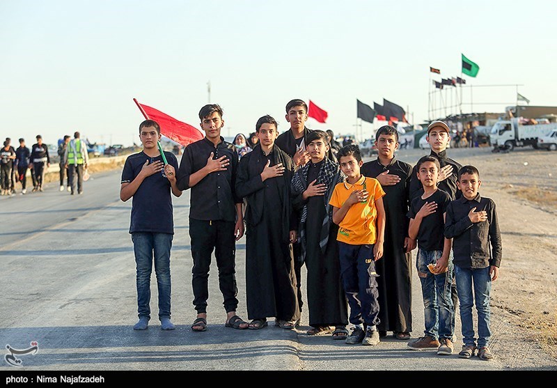 پیاده روی زائران امام رضا (ع)