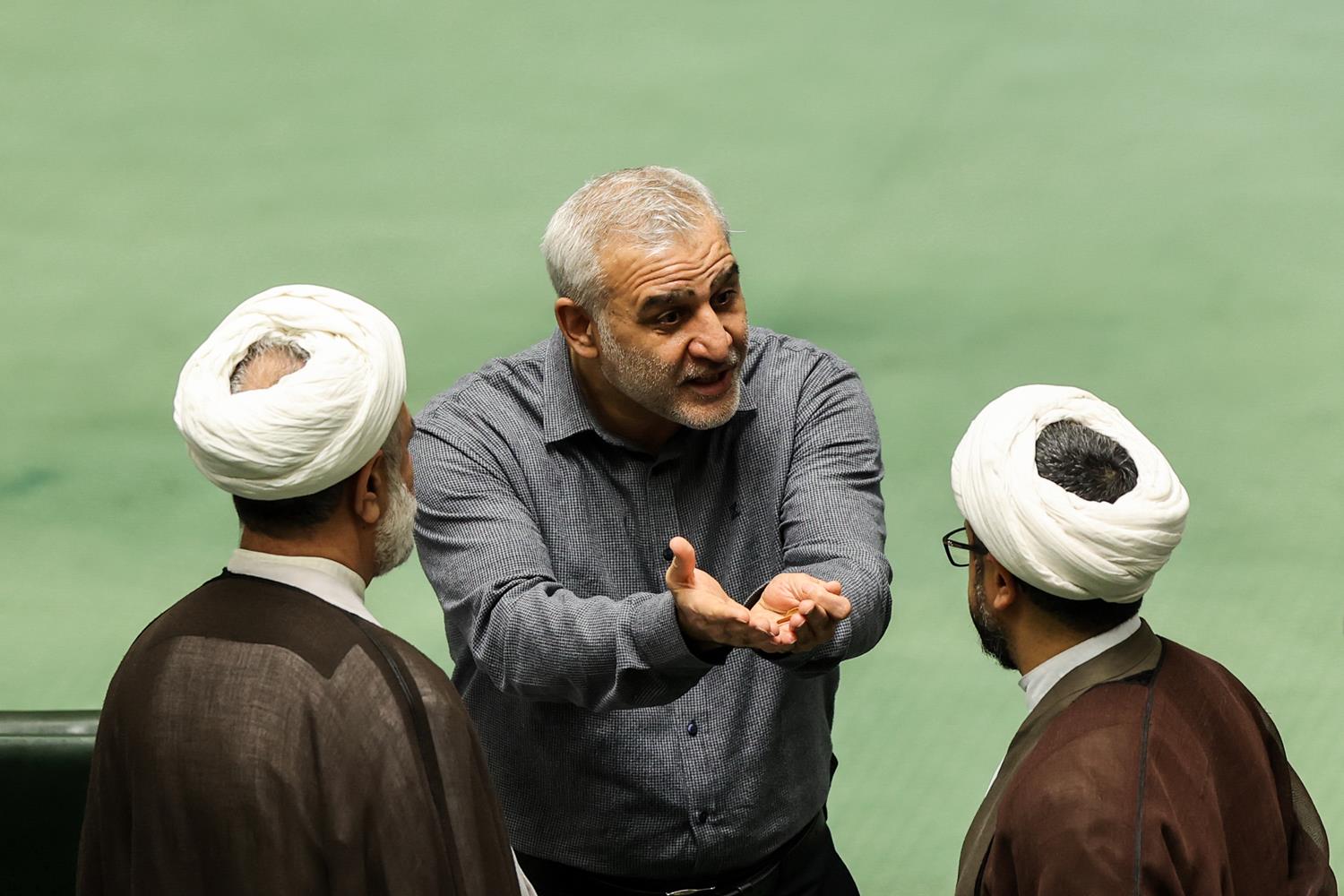 نشست بررسی برنامه هفتم توسعه در صحن علنی مجلس شورای اسلامی