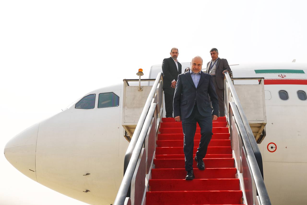 استقبال از قالیباف در فرودگاه کراچی