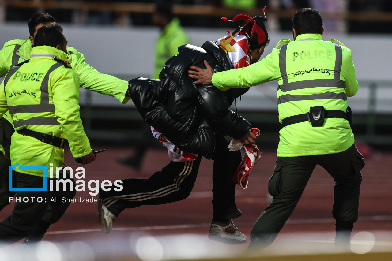 لیگ برتر فوتبال - پرسپولیس و تراکتور