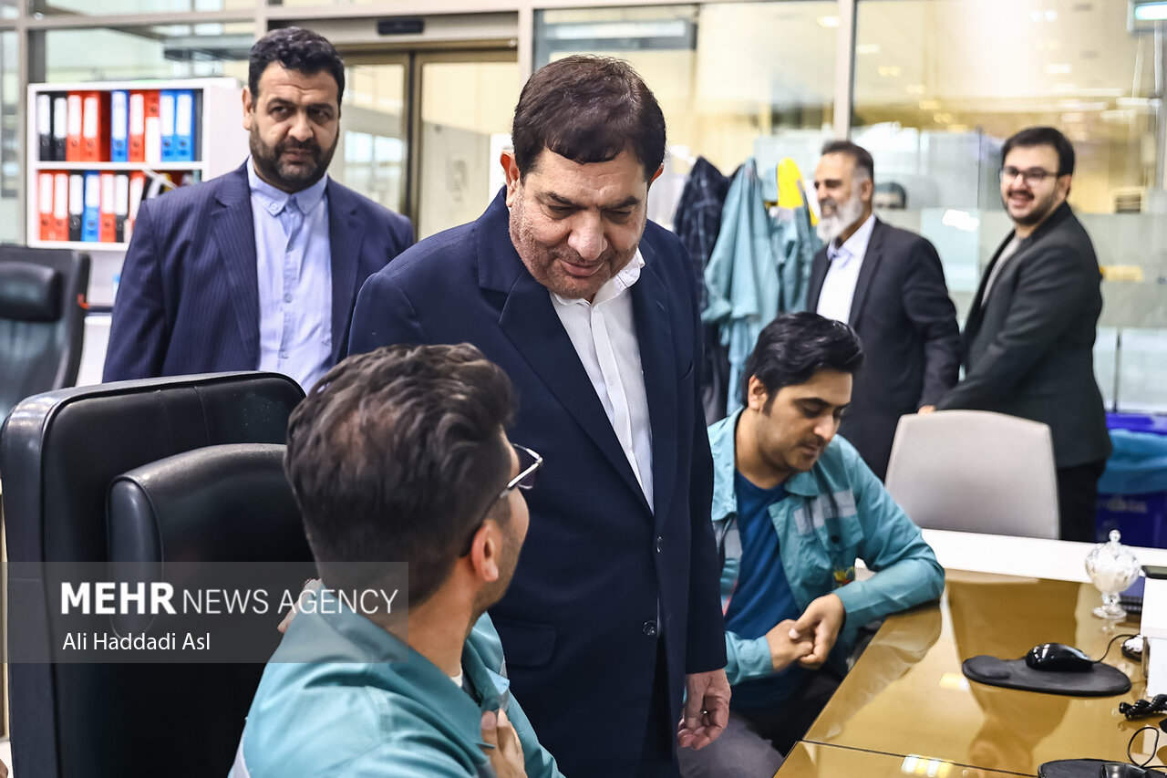 بازدید مخبر از یک مجموعه دانش بنیان تولید مواد غذایی