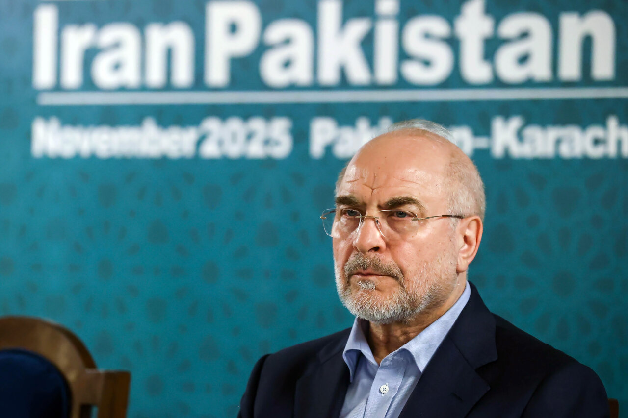 نشست قالیباف با فعالان اقتصادی پاکستان و ایران