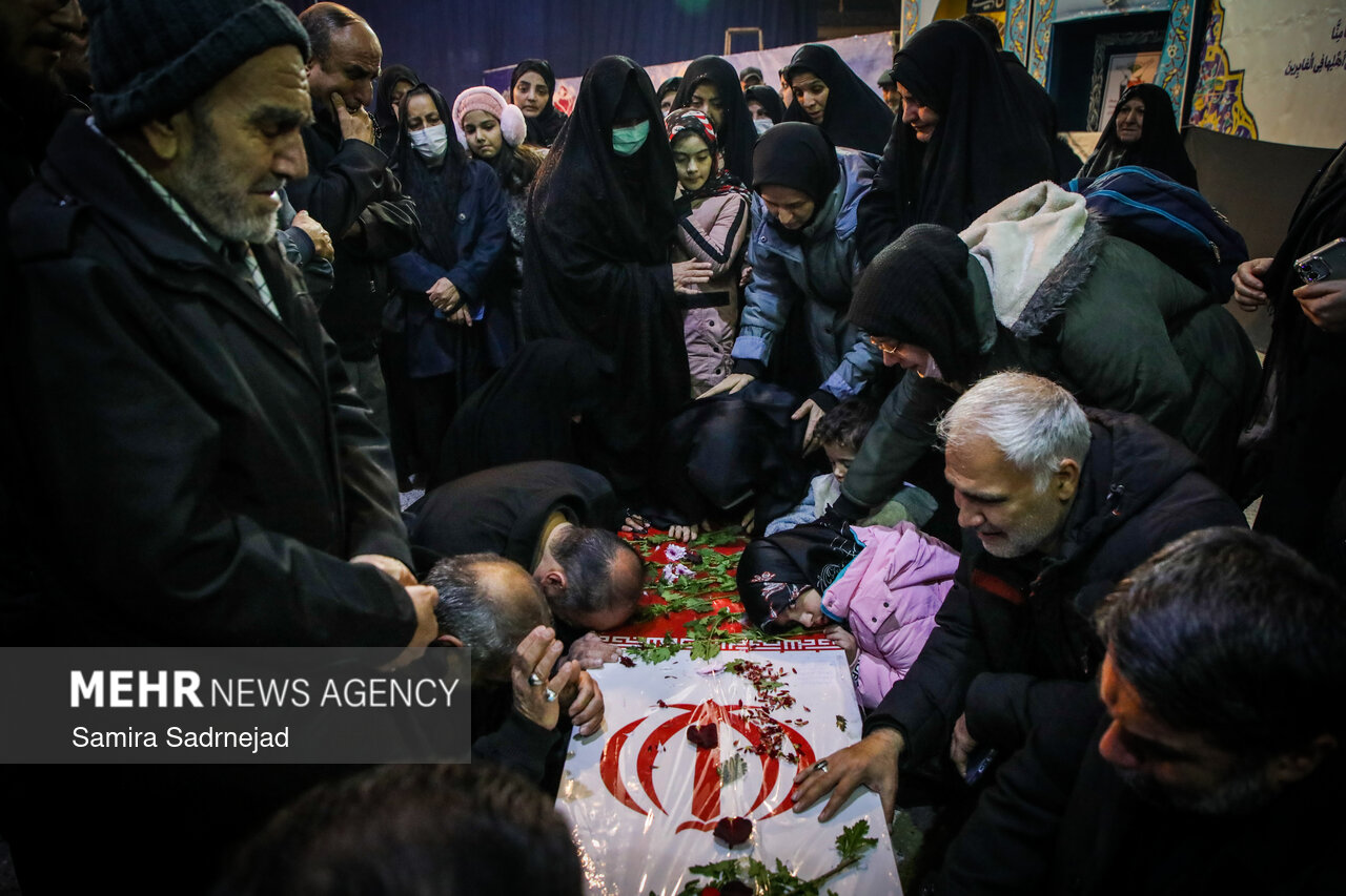 تشییع پیکر شهدای اغتشاشات