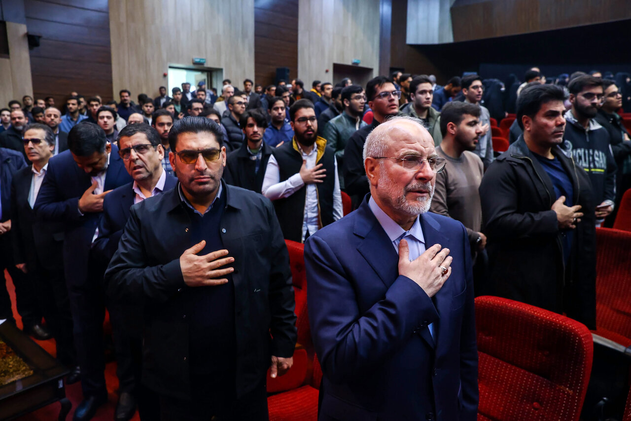 مراسم بزرگداشت روز دانشجو  با حضور قالیباف