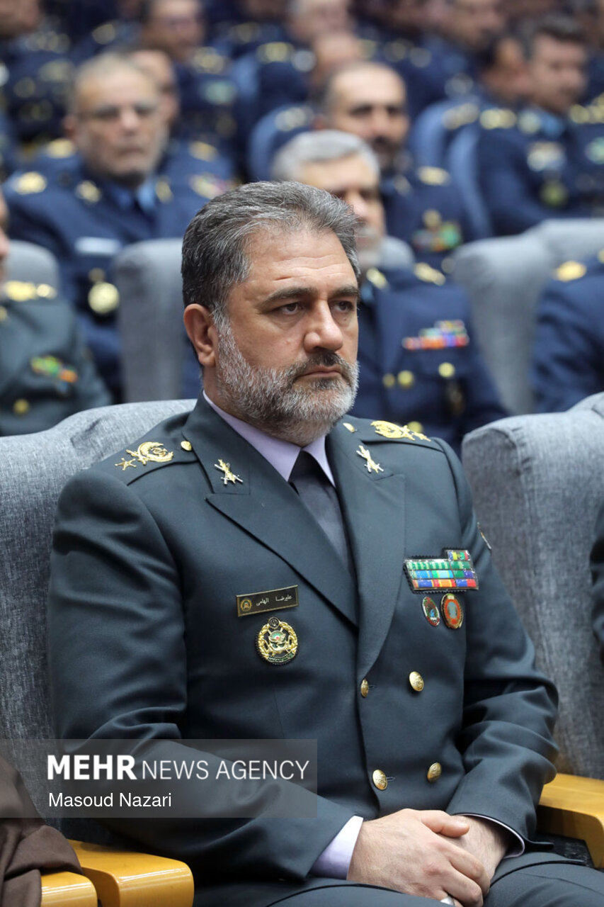 دیدار فرماندهان و کارکنان نیروهای هوایی