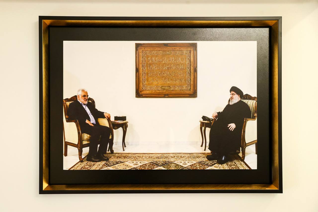 حضور قالیباف در منزل شهید محمدمهدی طهرانچی