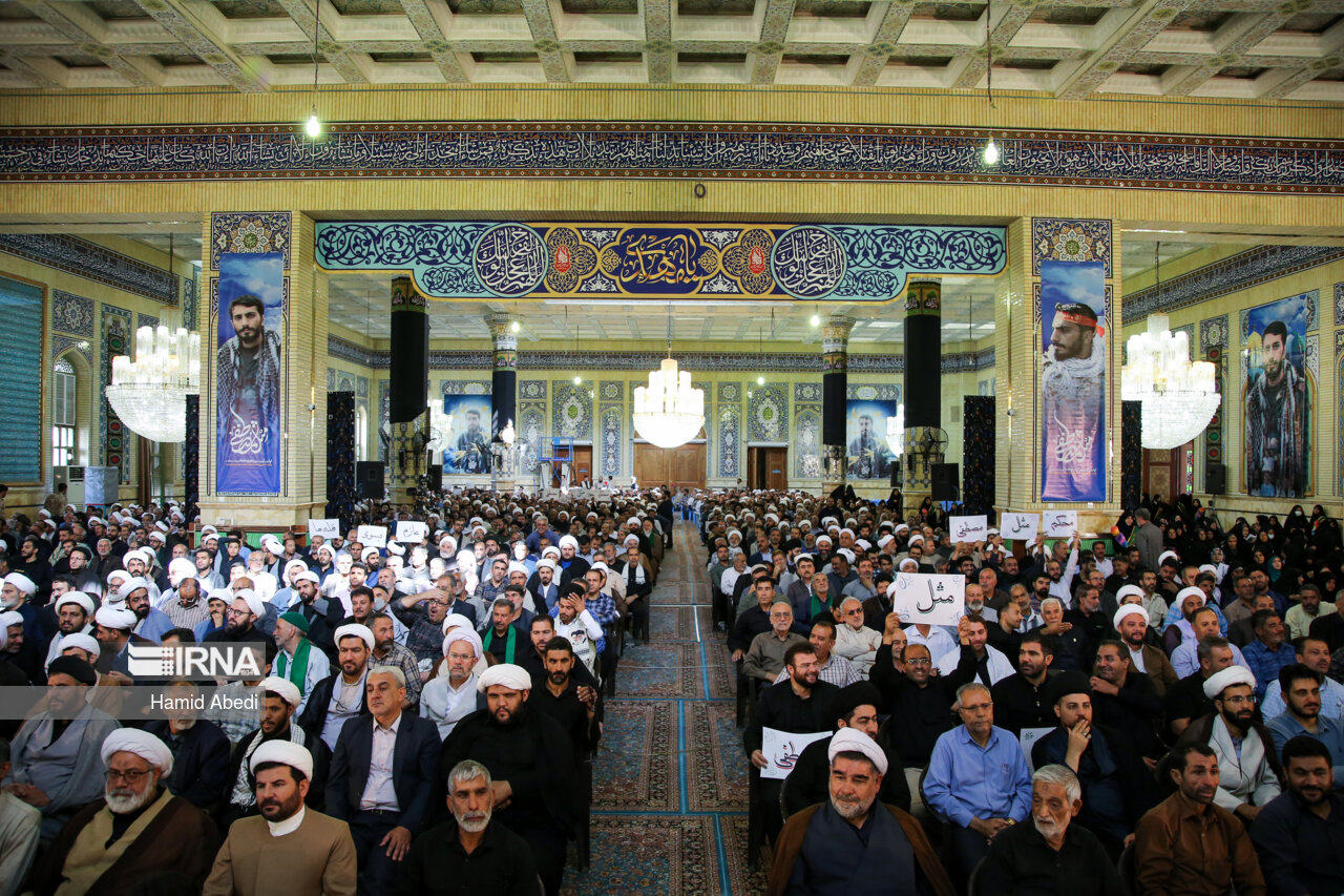 تکریم فعالان مساجد و پاسداشت ادبیات جهاد و مقاومت