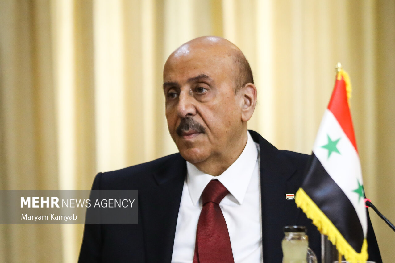 دیدار رئیس دفتر امنیت ملی سوریه با شمخانی