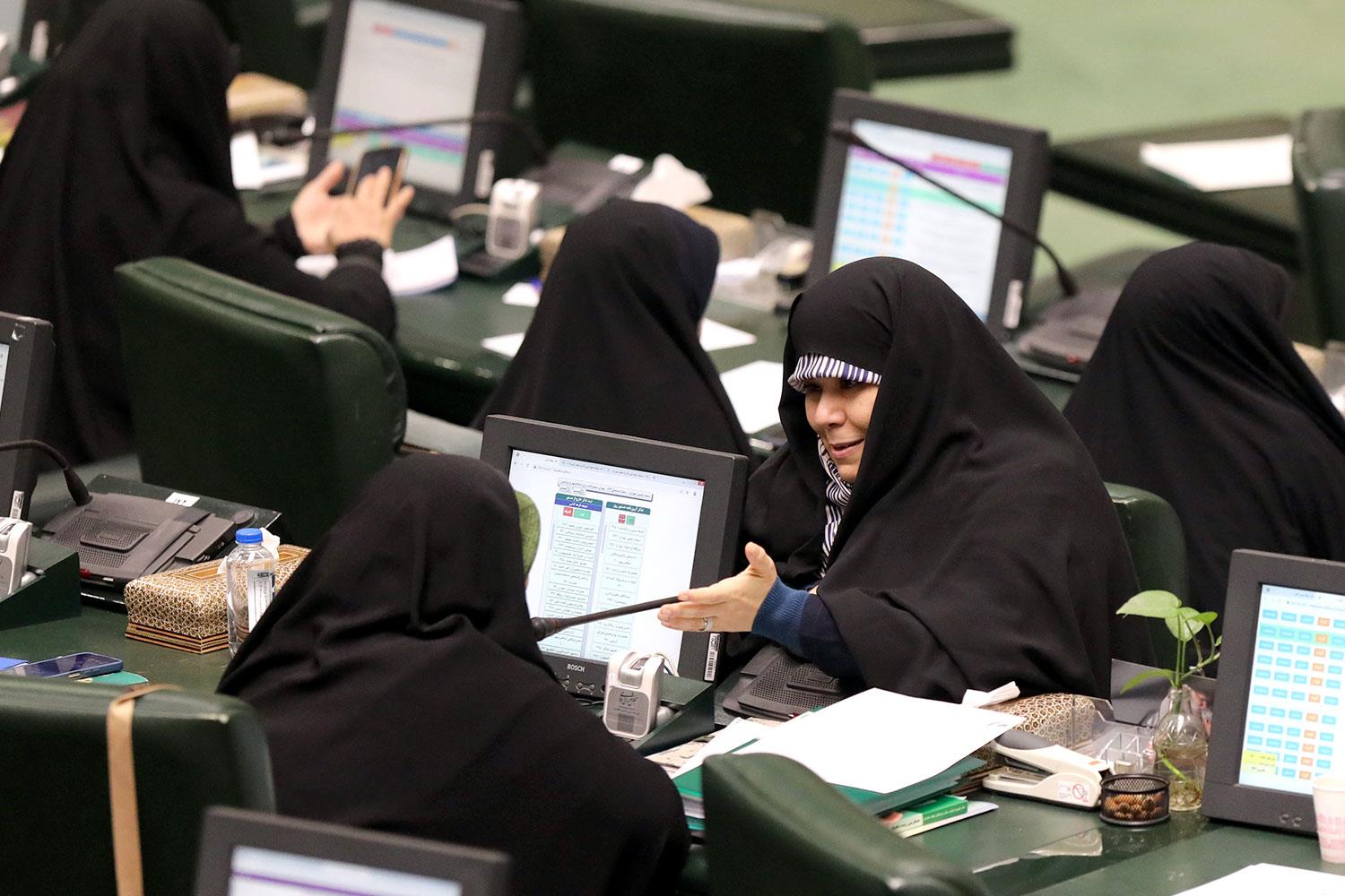 صحن علنی ۱۸ دی ماه ۱۴۰۱ مجلس