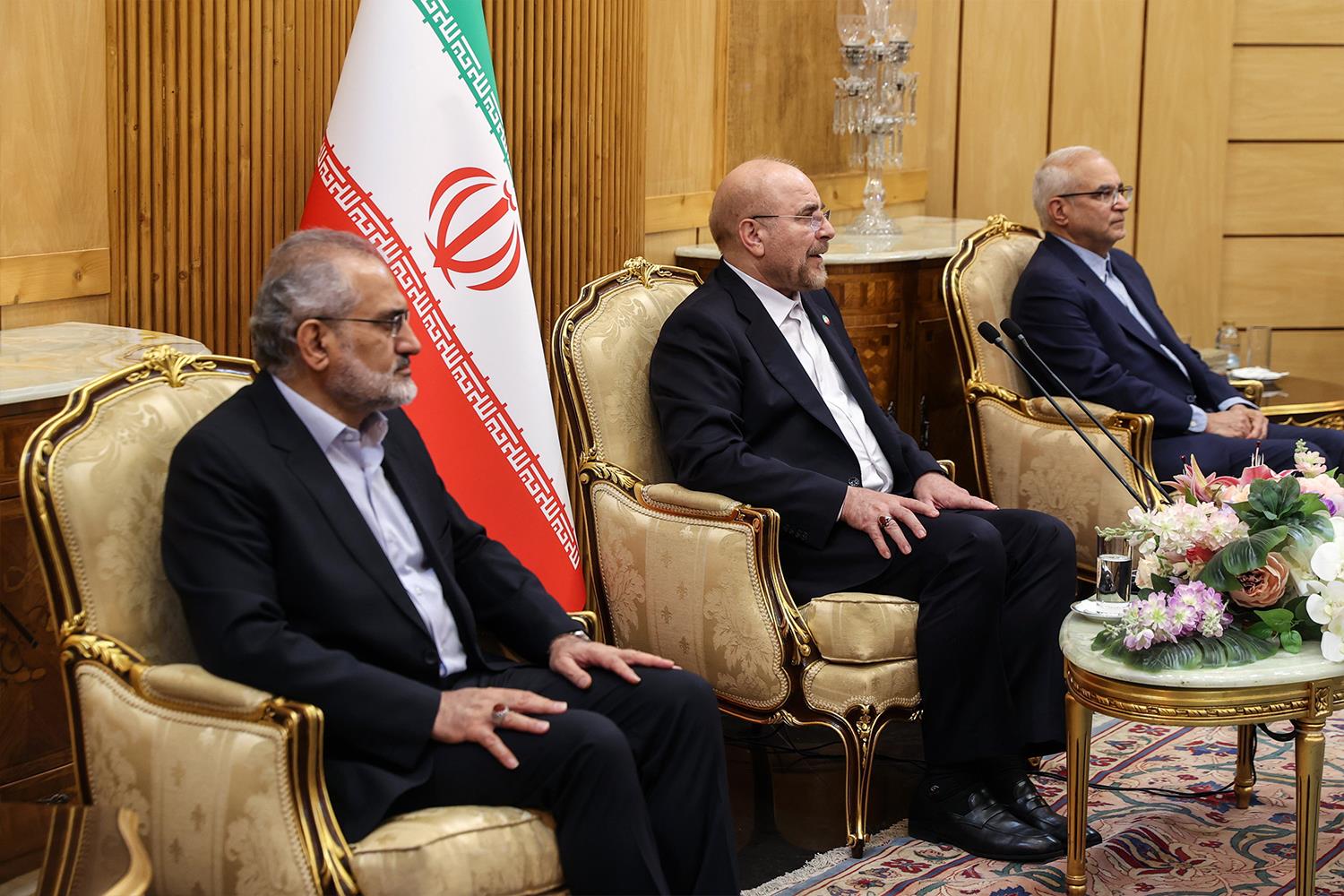 استقبال رسمی از قالیباف در بازگشت از امارات