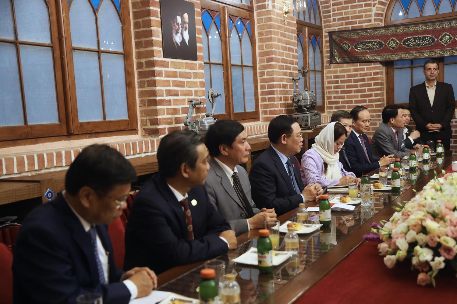 بازدید رئیس مجلس ویتنام