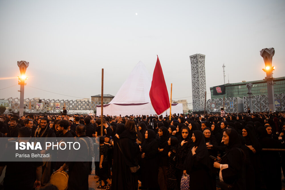 خیمه‌سوزان عصر عاشورا - میدان امام حسین (ع)