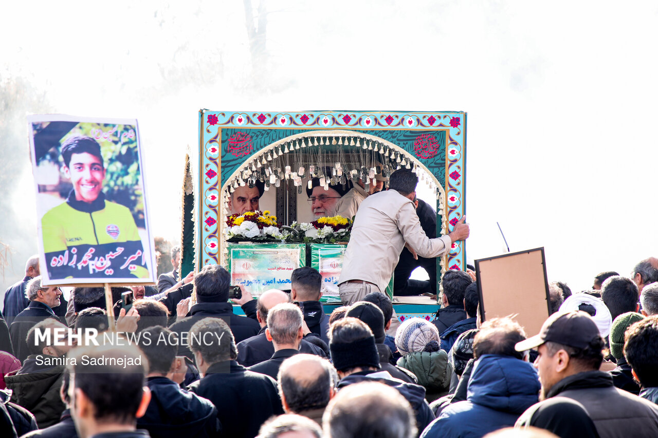 تشییع پیکر شهدای اغتشاشات