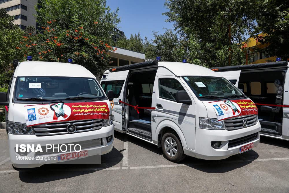 مراسم رژه خودرویی اورژانس اجتماعی در تهران