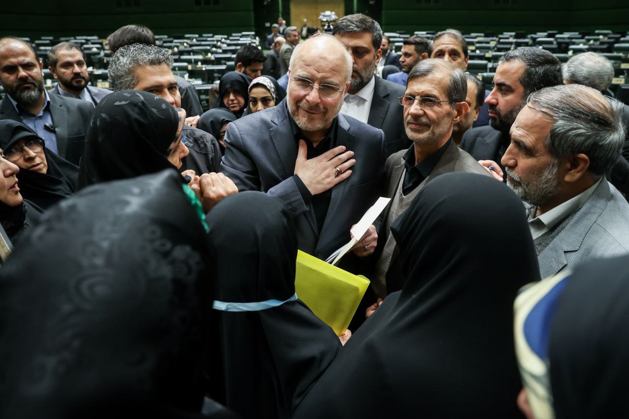 حضور قالیباف در نخستین یادوارهٔ شهدای مجلس شورای اسلامی