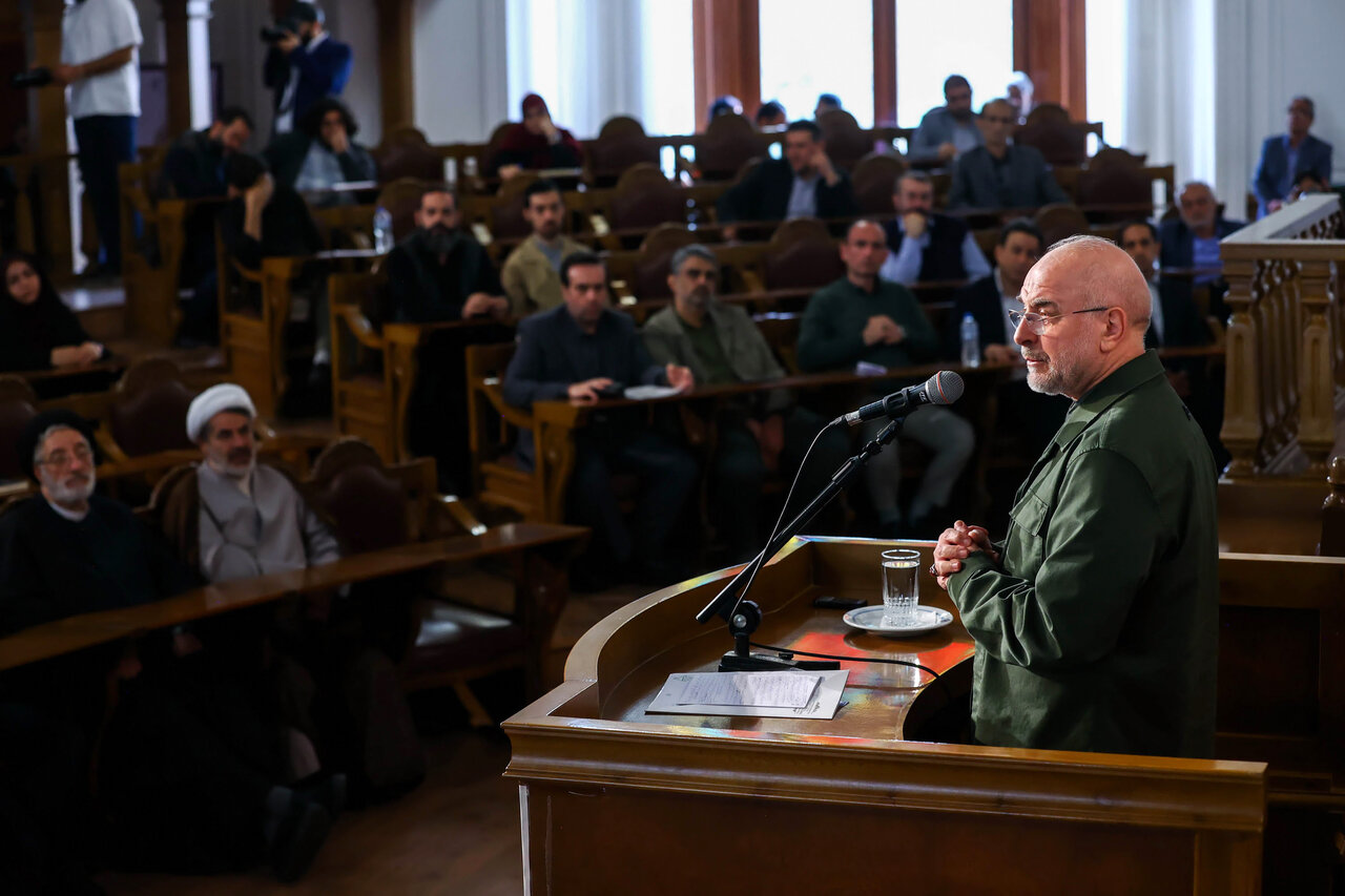 آئین گرامیداشت روز کتاب و کتابخوانی با حضور قالیباف