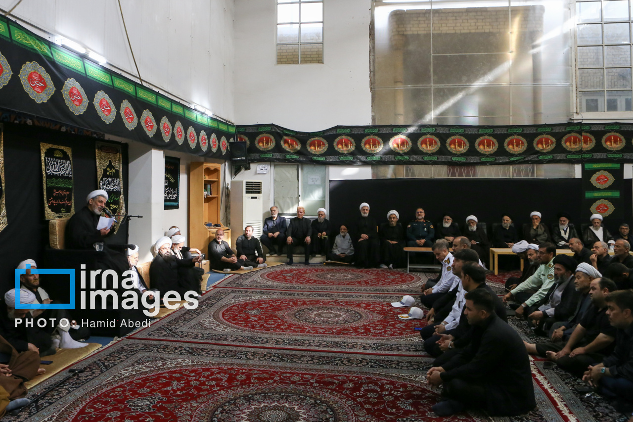 عزاداری مراجع تقلید قم در عاشورای حسینی
