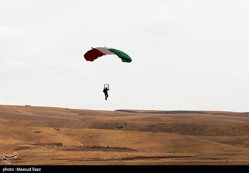 بازدید سرلشکر باقری از قرارگاه منطقه‌ای عاشورا 