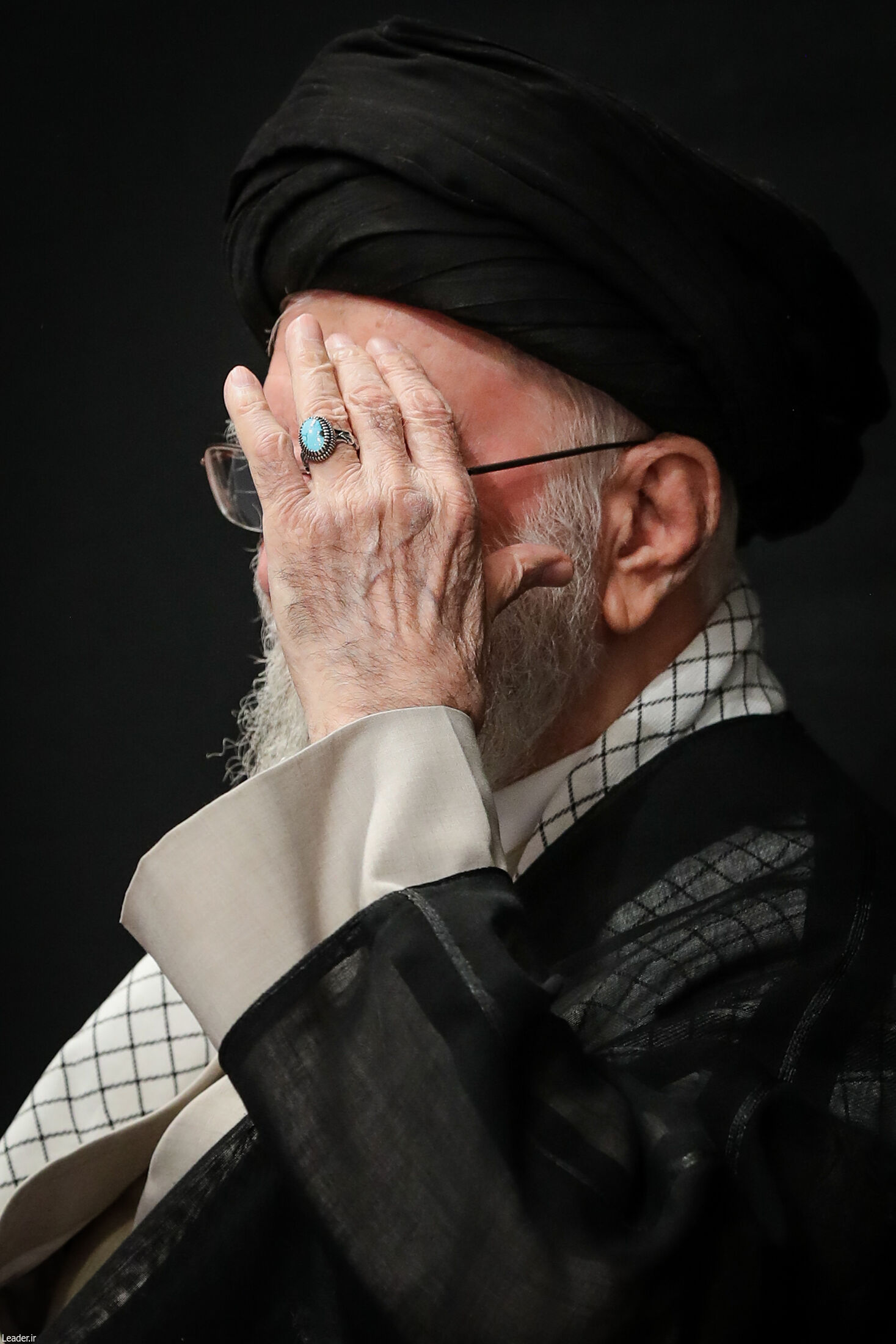 رهبر انقلاب در مراسم بزرگداشت شهدای جنگ تحمیلی