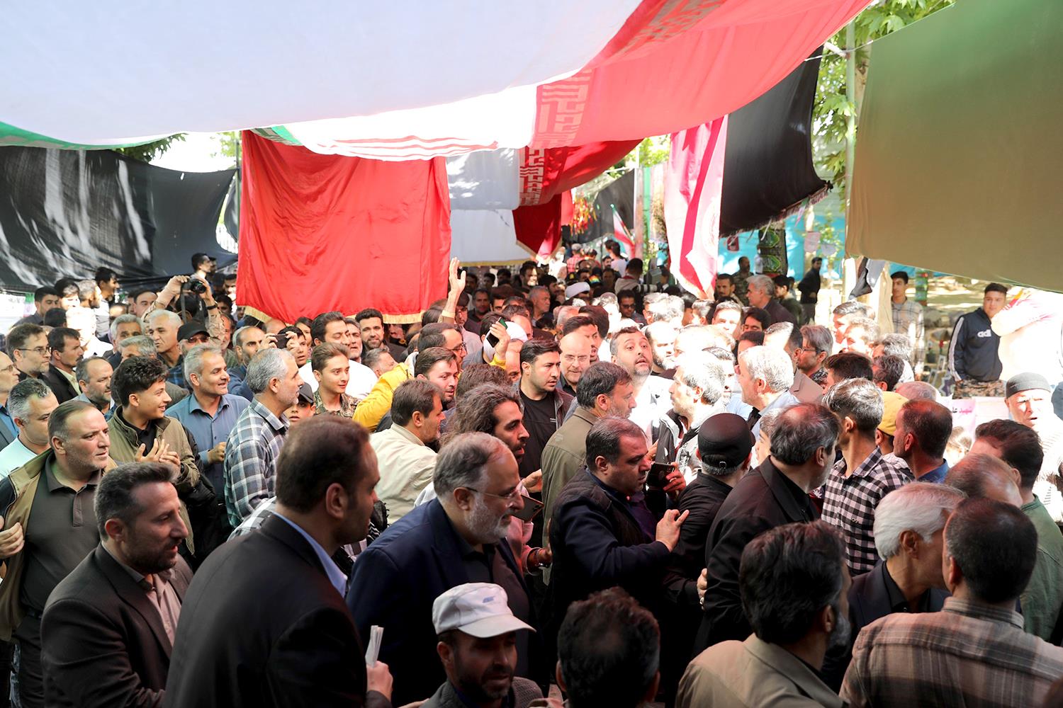 قالیباف در بیستمین یادواره ۱۷۰ شهید بخش رامند شهرستان بوئین‌زهرا