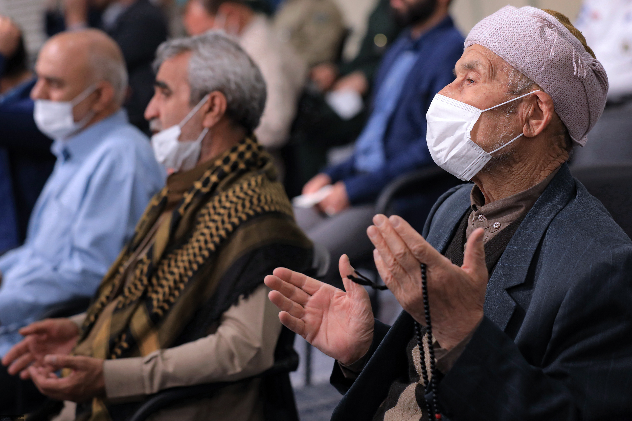 دیدار اعضای کنگره‌ ملی شهدای سبزوار و نیشابور با رهبر انقلاب