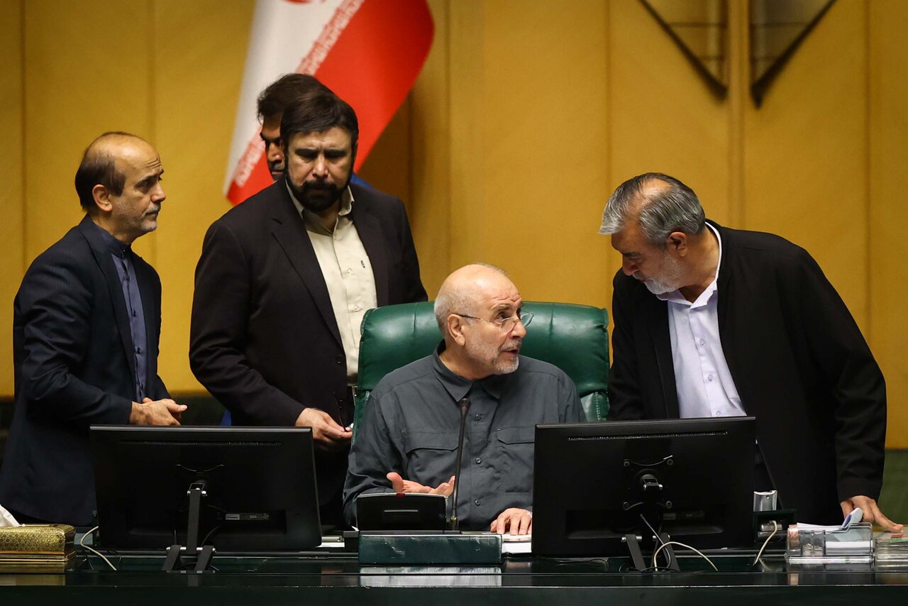 صحن علنی یکشنبه ۴ شهریورماه مجلس