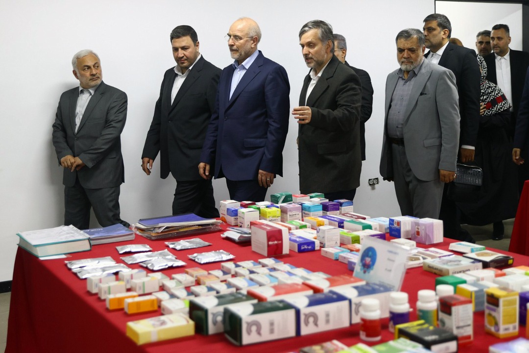 بازدید قالیباف از نمایشگاه دستاوردهای فن آوری جمهوری اسلامی در کاراکاس