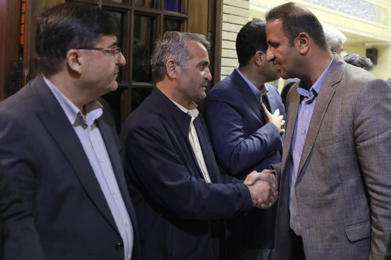 مراسم گرامیداشت درگذشت فرزند نماینده مردم لردگان در مجلس