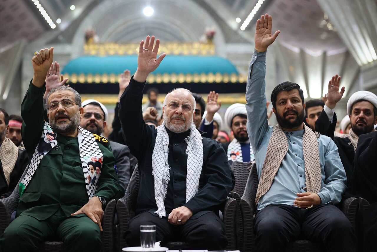 قالیباف در کنگره ۳۰۰۰ نفری مسئولان بسیج دانشجویی 